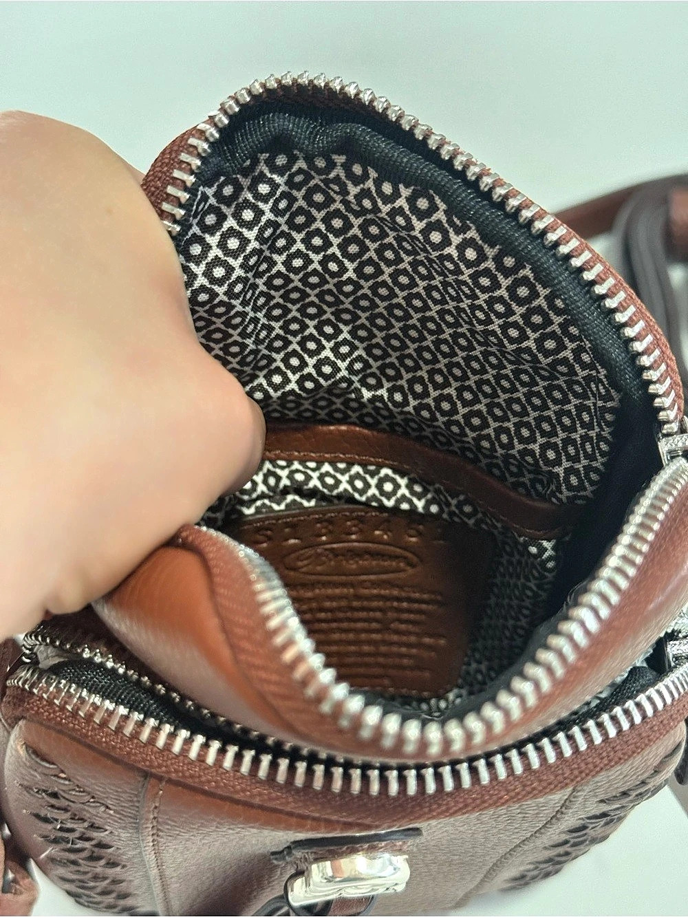 Brighton Interlok Mini Utility Bag crossbody in Bourbon colorway NWT - Picture 7 of 12